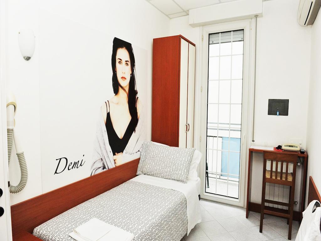 Hotel Lady Rimini Extérieur photo