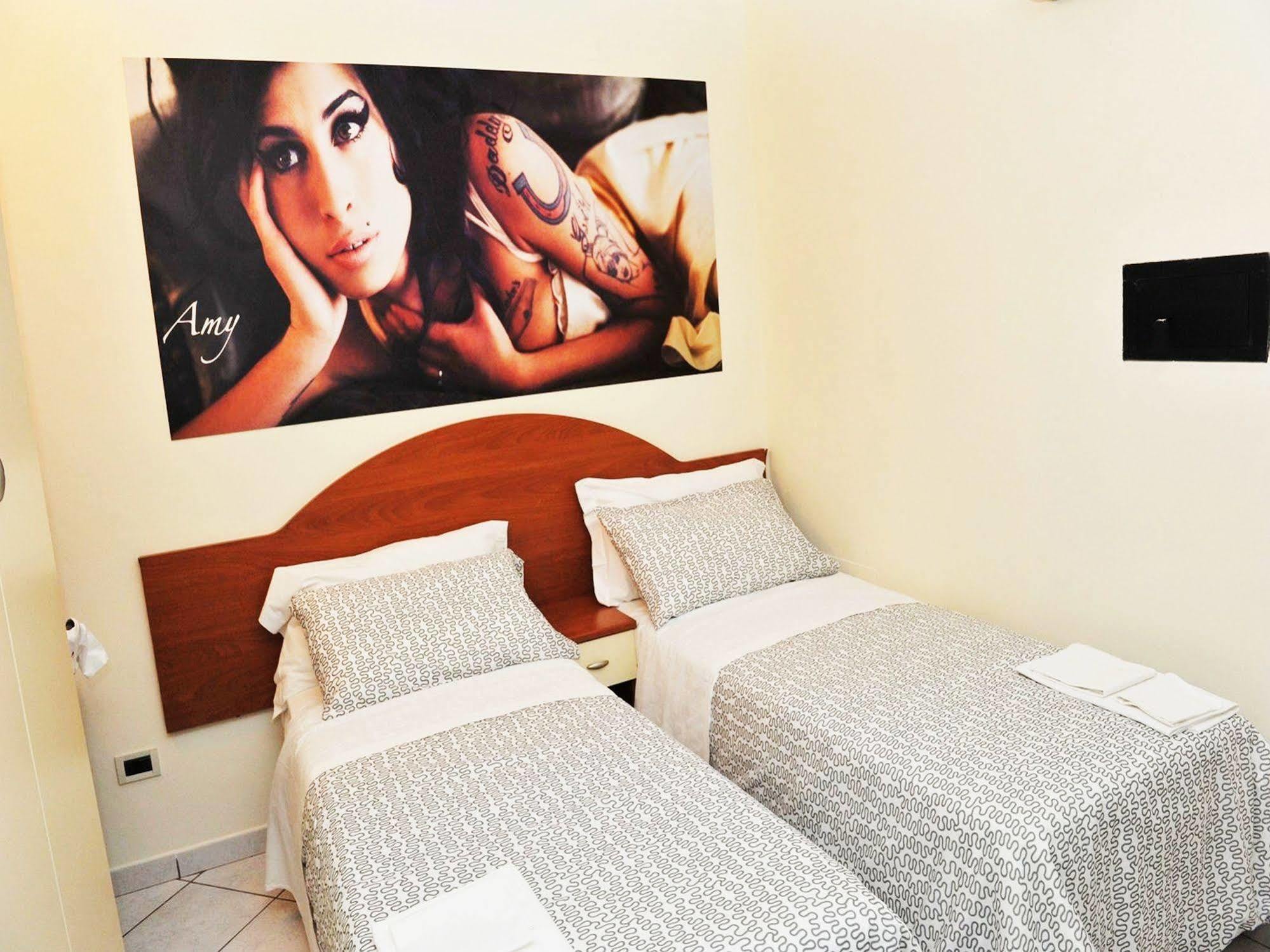 Hotel Lady Rimini Extérieur photo