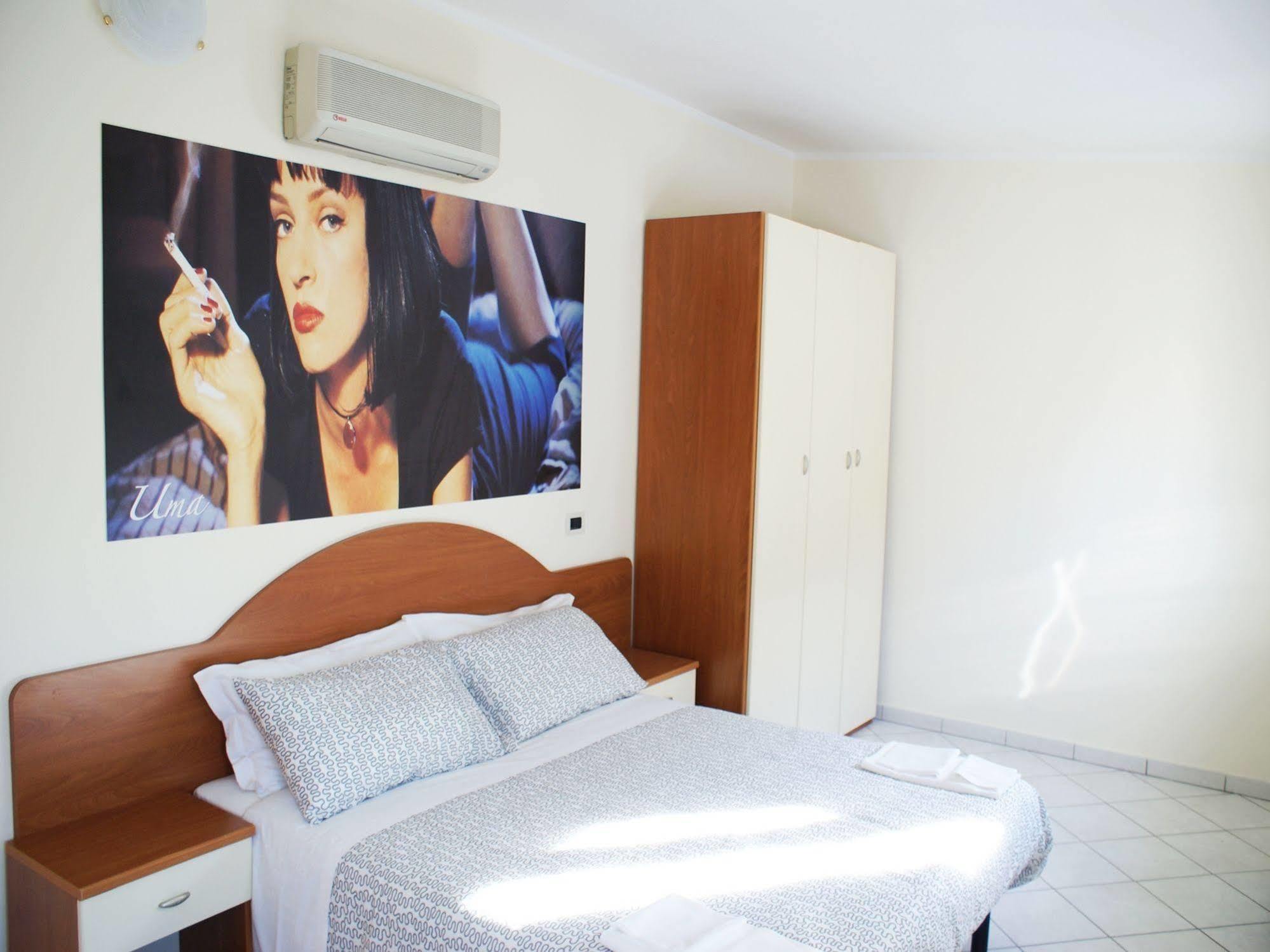 Hotel Lady Rimini Extérieur photo