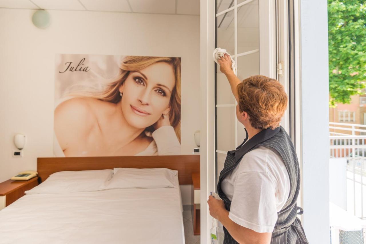 Hotel Lady Rimini Extérieur photo